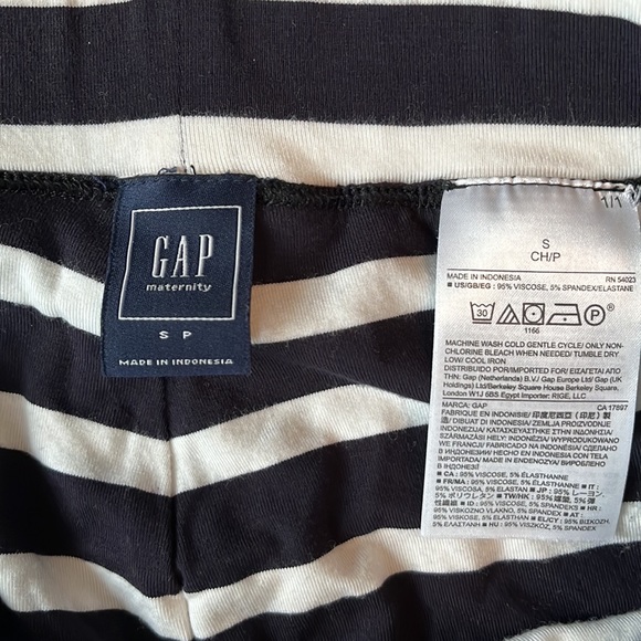 Gap maternity size small striped tube top - Picture 5 of 5